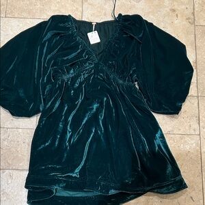 Elegant Green Velvet Women's dress